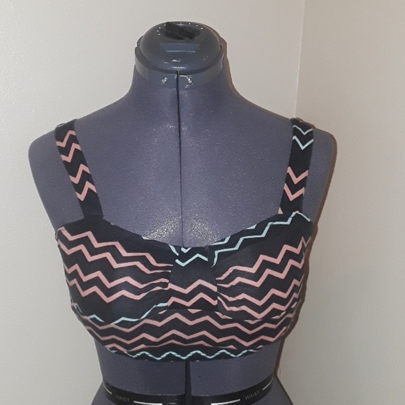 JUST IN👀 Sexy bandeau top ! 🌞 - Picture 7 of 8